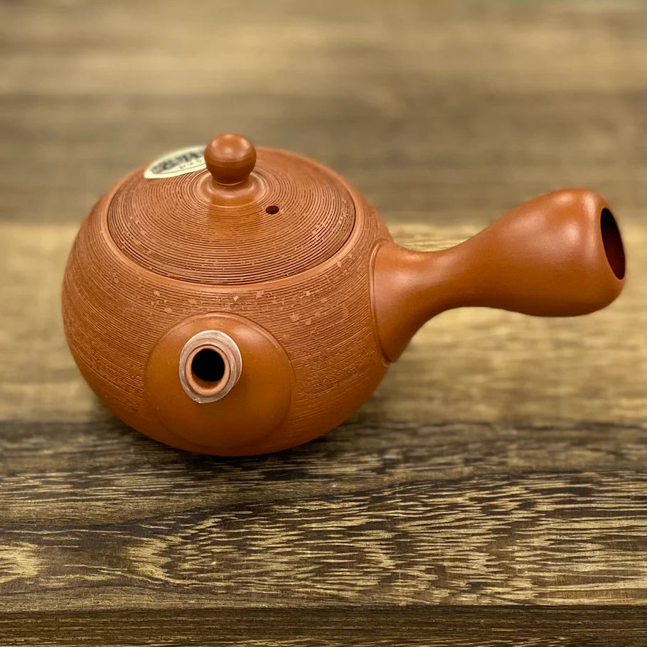 Isobe Ceramics Tokoname Kyusu Teapot – Handcrafted in Japan